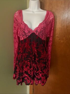dELiA*s Pink Lace & Black Floral Chemise